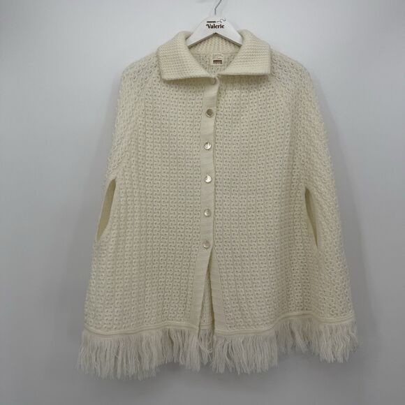 Montgomery Ward Vintage Cream Poncho Sweater Acrylic OSFM Cape - Picture 1 of 9